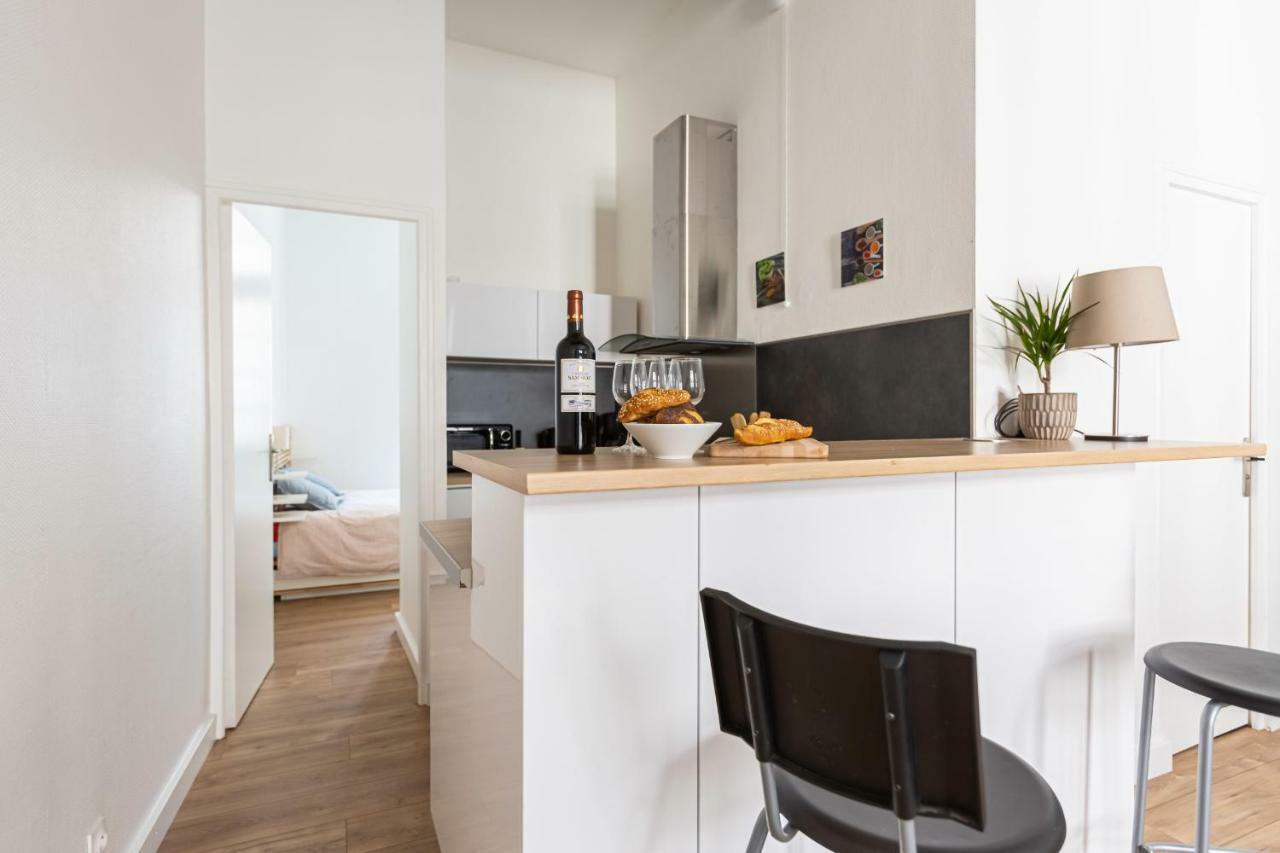 Guestready - Cosy Apartment In Historic Center ボルドー エクステリア 写真